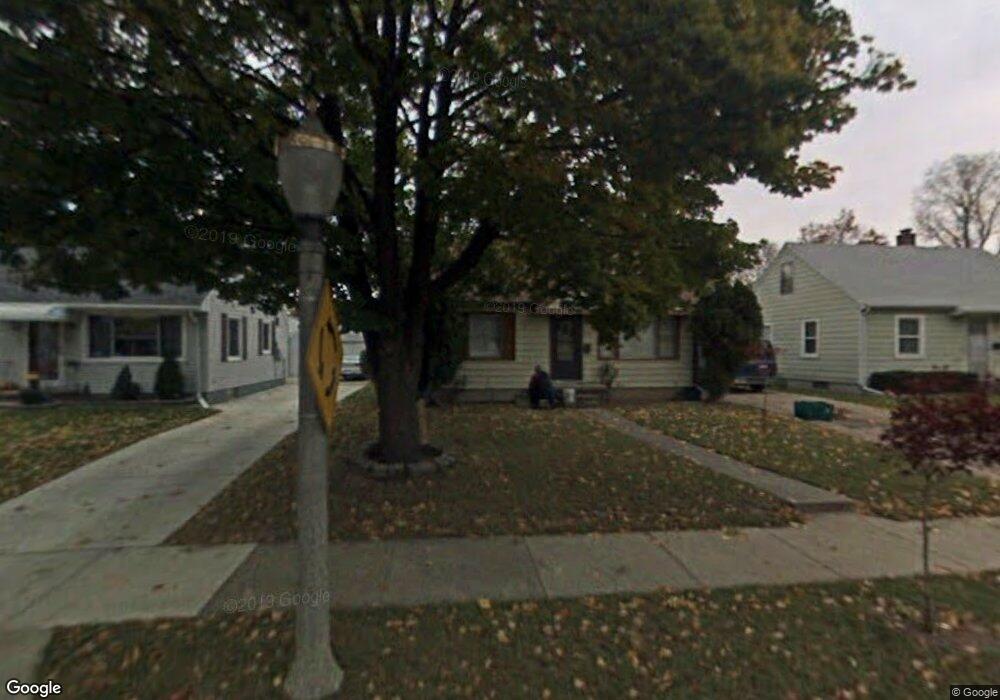 1724 Loraine Ave, Lansing, MI 48910 - photo 1