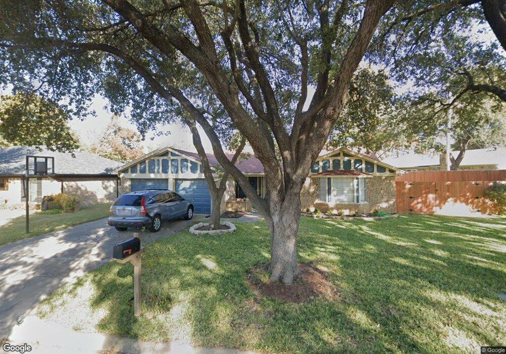 224 Norwich Dr, Hurst, TX 76054 - photo 1