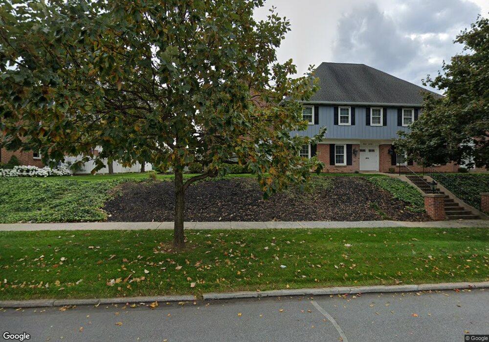 440 W Chocolate Ave, Hershey, PA 17033 - photo 1