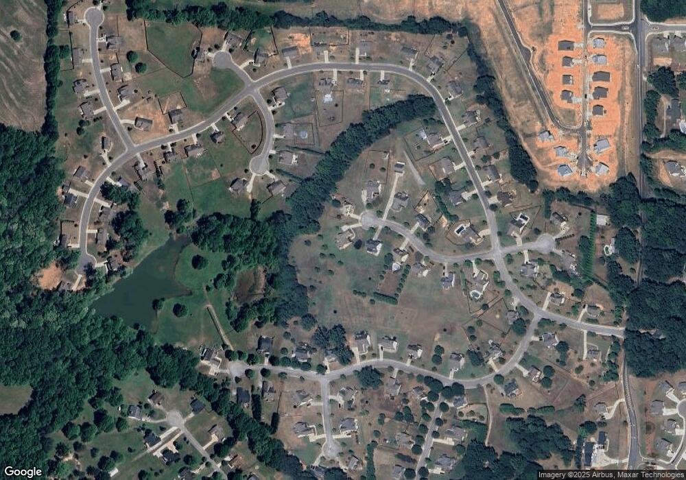 129 Chesterton Ln, Hoschton, GA 30548 - photo 1