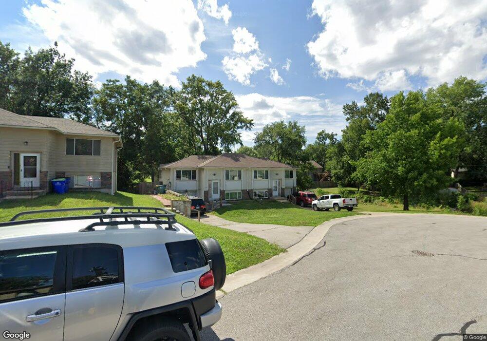 5196 Farley Ct, Shawnee, KS 66203 - photo 1