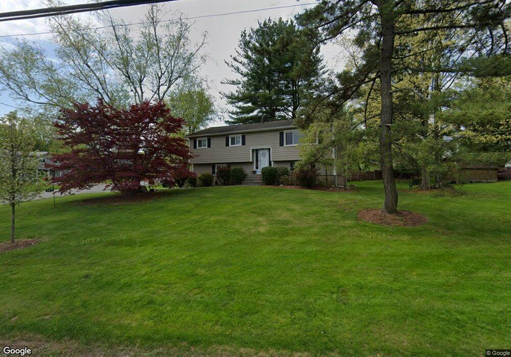 381 London Rd, Yorktown Heights, NY 10598 - photo 1