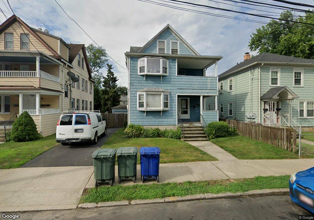 125 Harborview Ave, Bridgeport, CT 06605 - photo 1