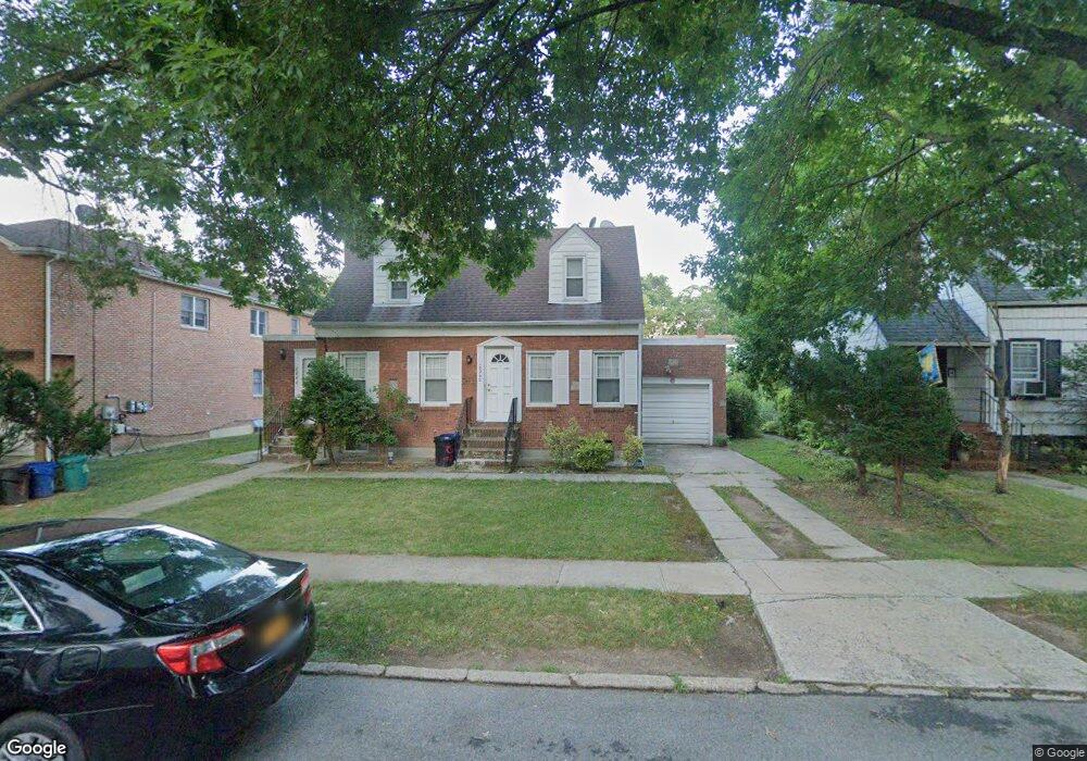 82-40 243rd St, Bellerose, NY 11426 - photo 1