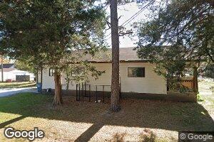 402 Solomon St, Christopher, IL 62822