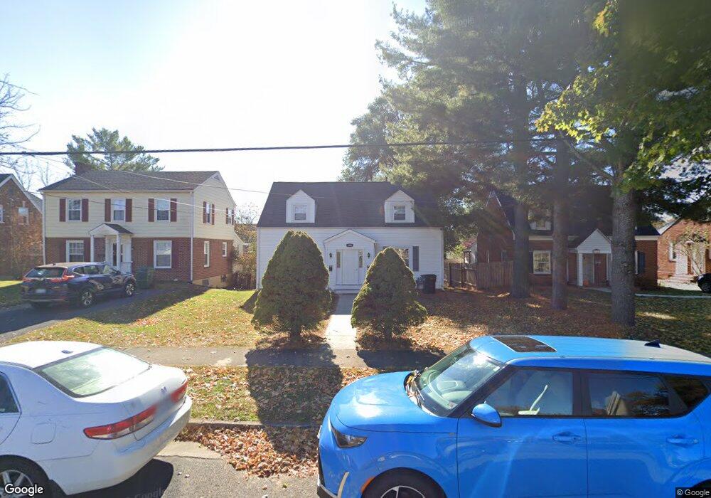 160 Dupont Cir, Waynesboro, VA 22980 - photo 1