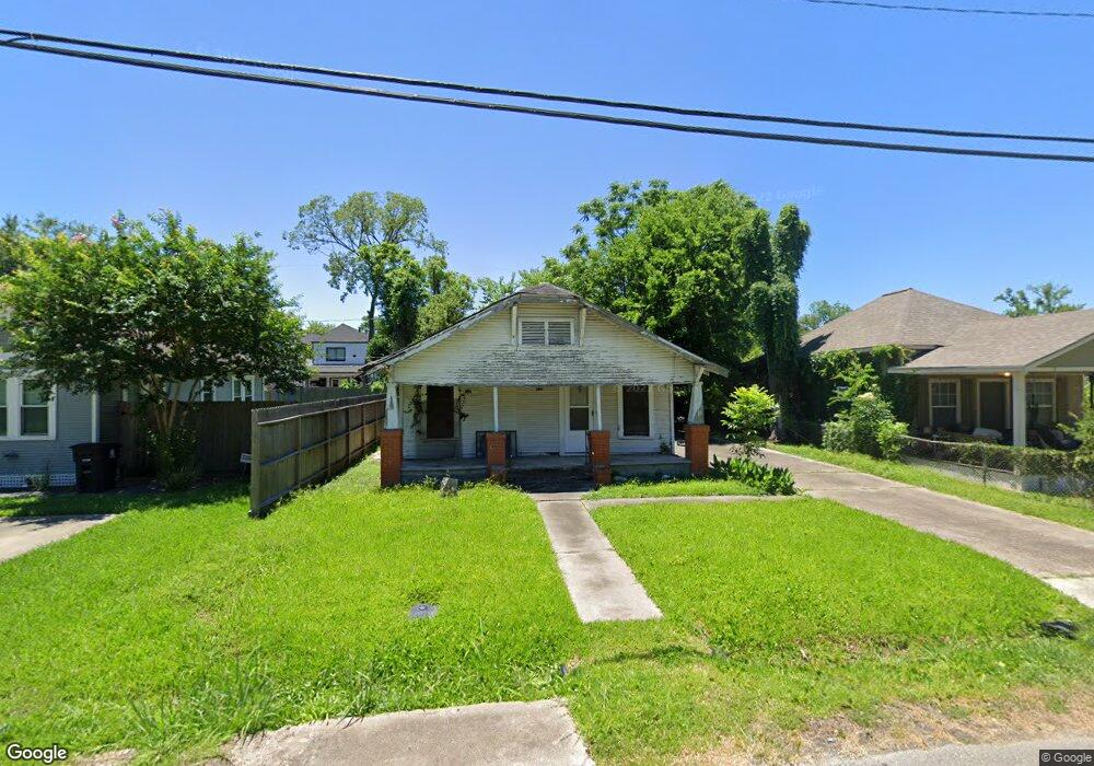 310 E 32nd St, Houston, TX 77018 - photo 1