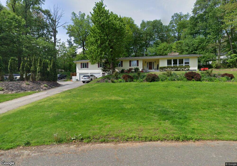 14 Towerview Cir, Trumbull, CT 06611 - photo 1