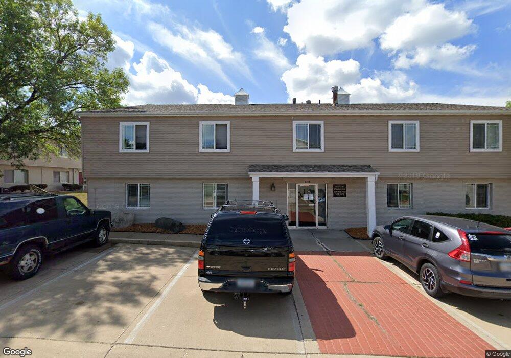 2113 N Towne Ct NE, Cedar Rapids, IA 52402 - photo 1