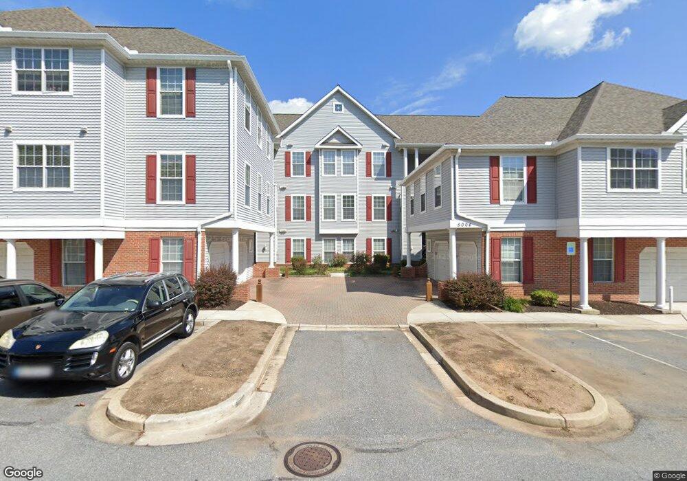 5004 Hollington Dr unit 304, Owings Mills, MD 21117 - photo 1