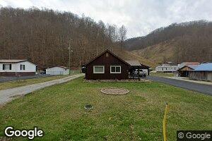 1245 Meathouse Rd, Kimper, KY 41539