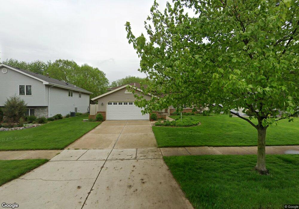 707 Wren Ct, Griffith, IN 46319 - photo 1