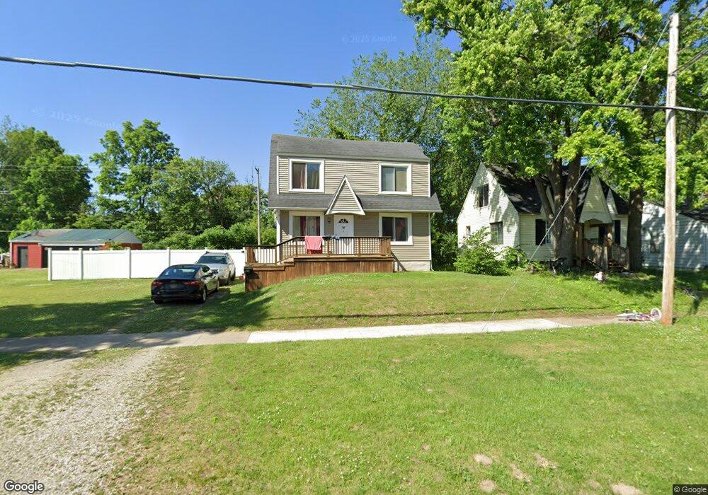 4210 Red Arrow Rd, Flint, MI 48507 - photo 1