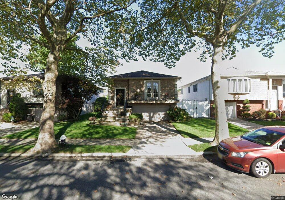 685 Sheldon Ave, Staten Island, NY 10312 - photo 1