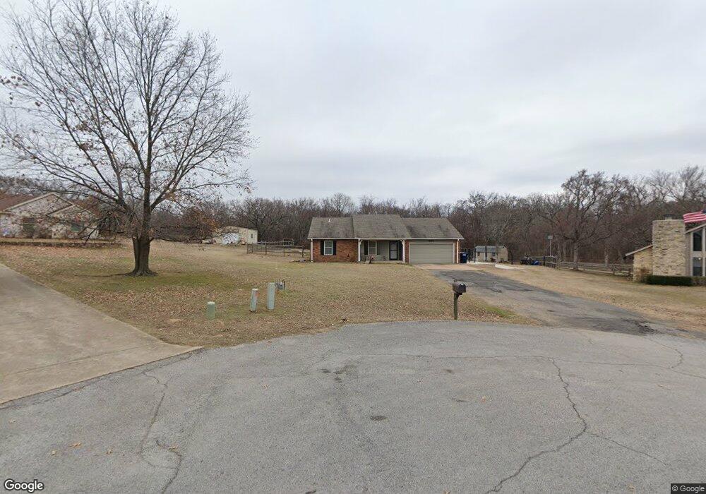 800 Laurel Oaks Cir, Sapulpa, OK 74066 - photo 1