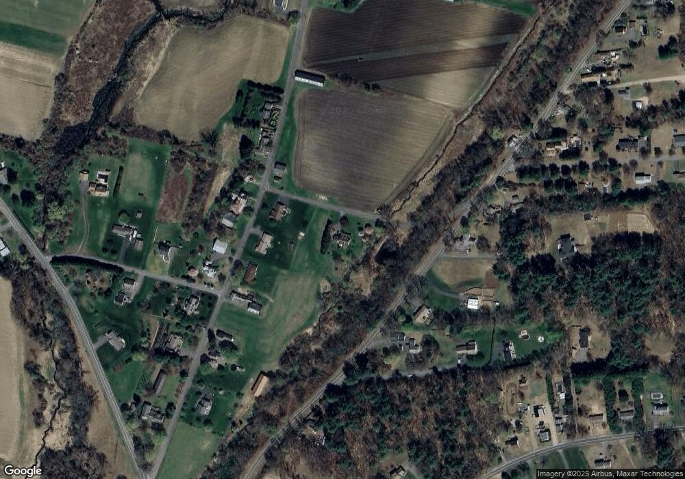 17 Grybko Cross Rd, Sunderland, MA 01375 - photo 1