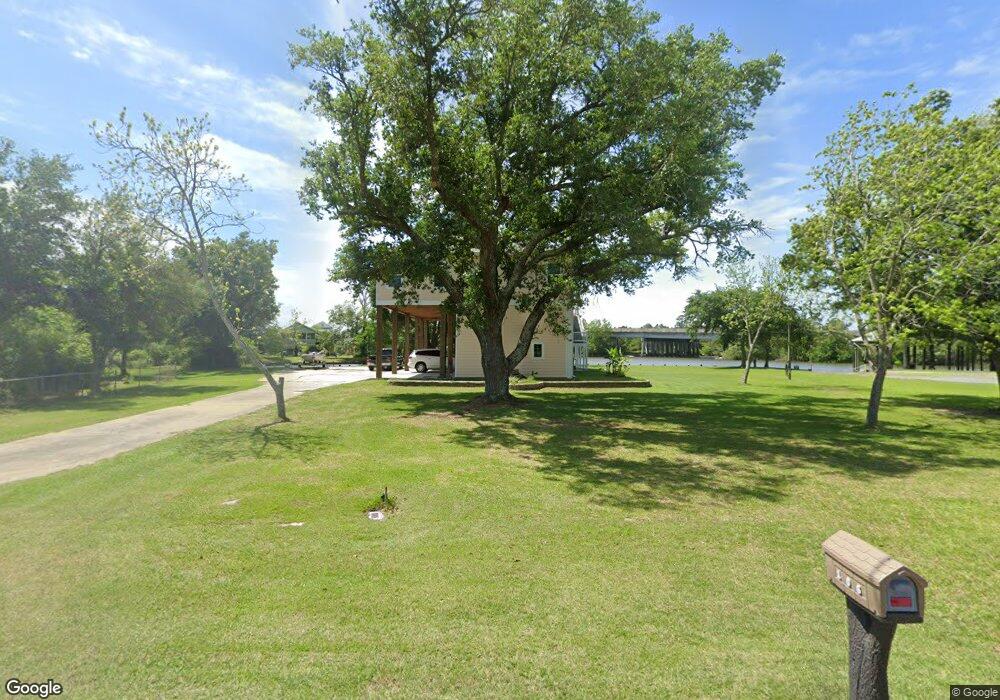 106 Mimosa St, Pass Christian, MS 39571 - photo 1