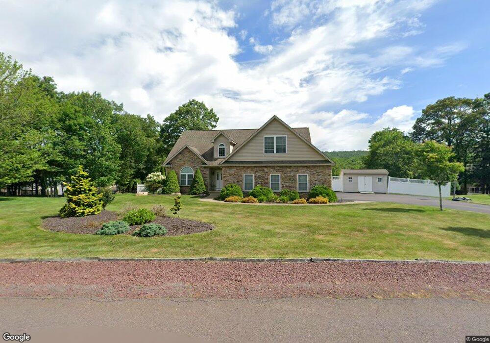 228 Circle Dr, Mountain Top, PA 18707 - photo 1