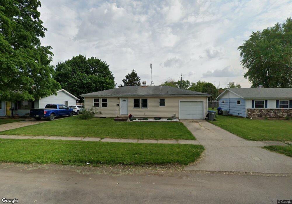 720 W Carlton Ave, Elkhart, IN 46517 - photo 1