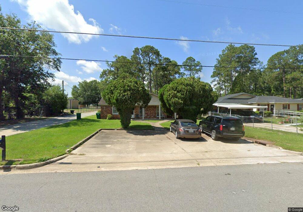 1106 W Waddell Ave, Albany, GA 31707 - photo 1