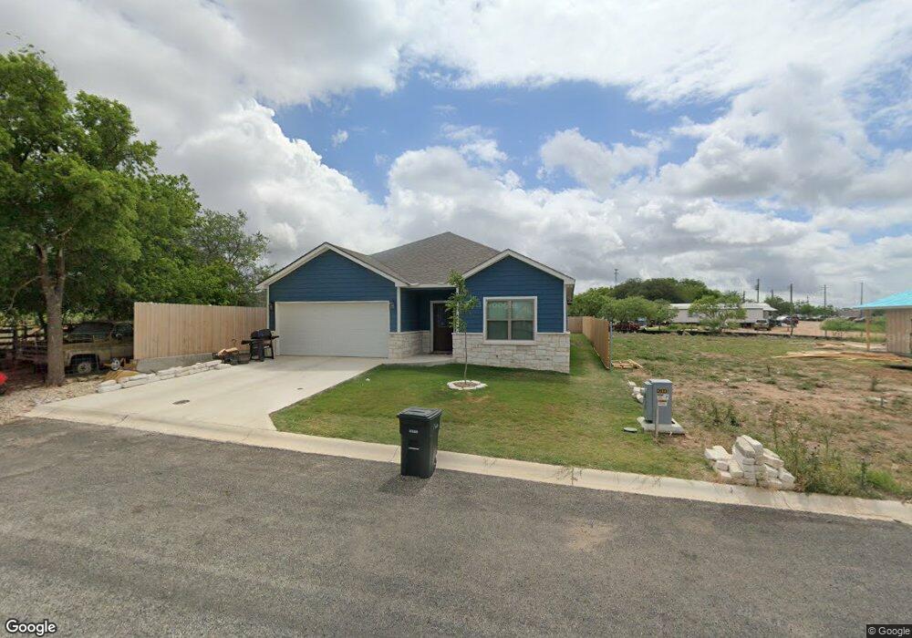 152 Feather Way, Fredericksburg, TX 78624 - photo 1