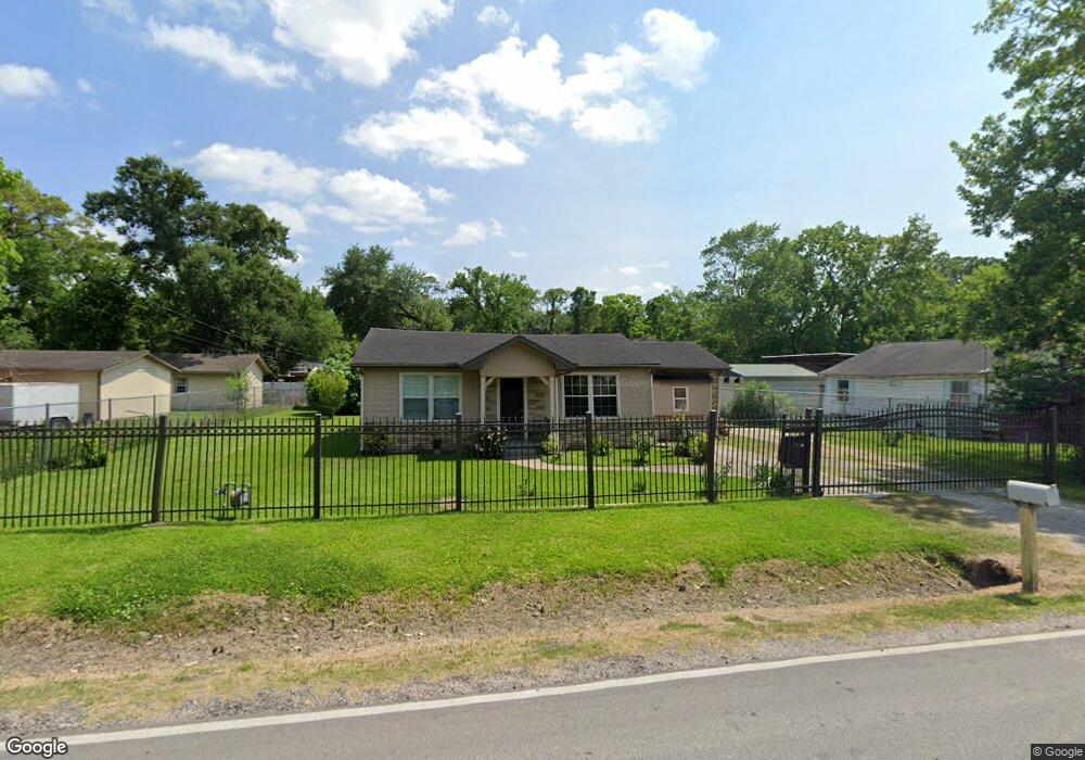 4918 Cedar Hill Ln, Houston, TX 77093 - photo 1