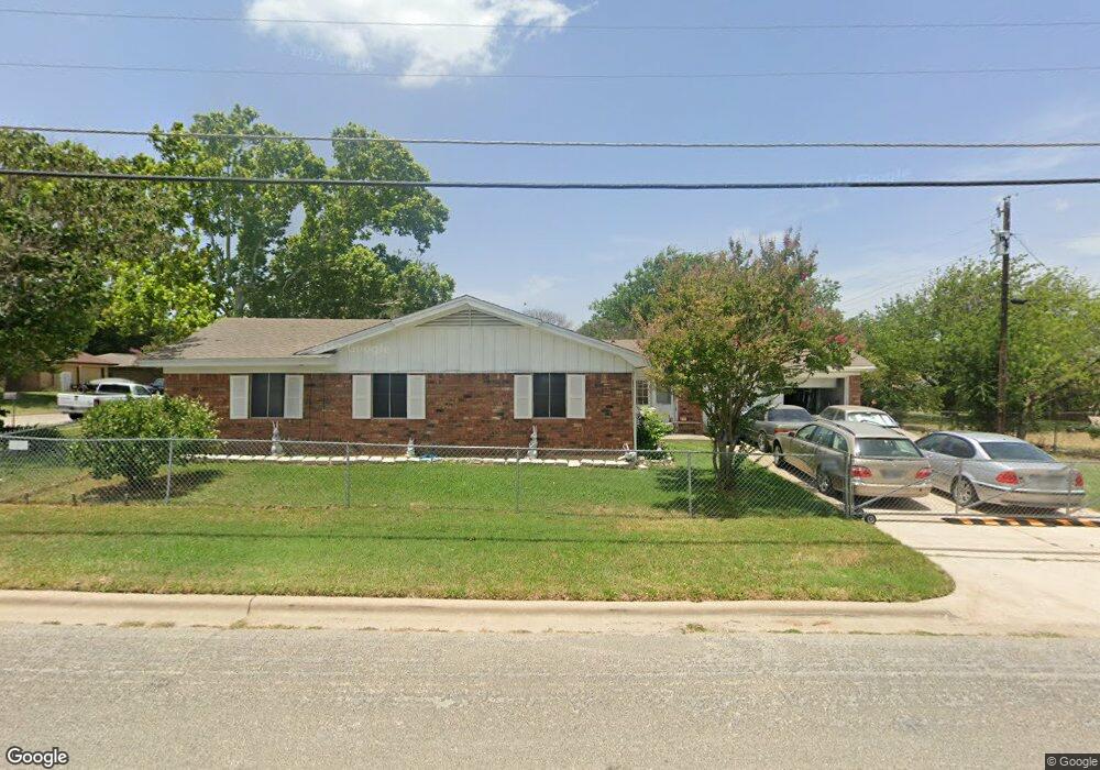 1115 Pecan Ave, Copperas Cove, TX 76522 - photo 1