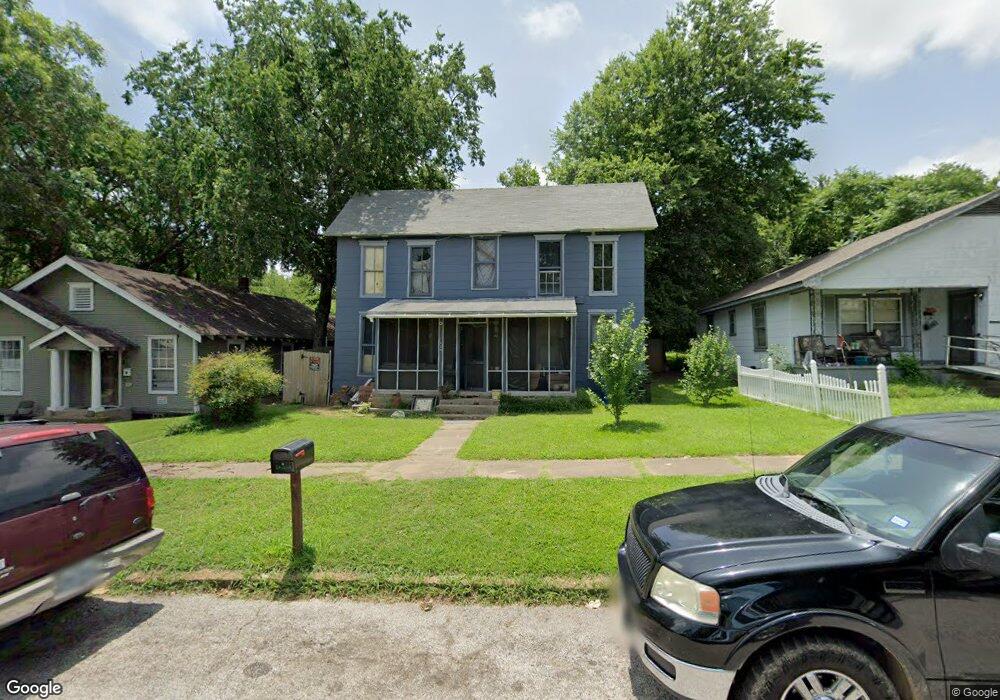 620 W Munson St, Denison, TX 75020 - photo 1