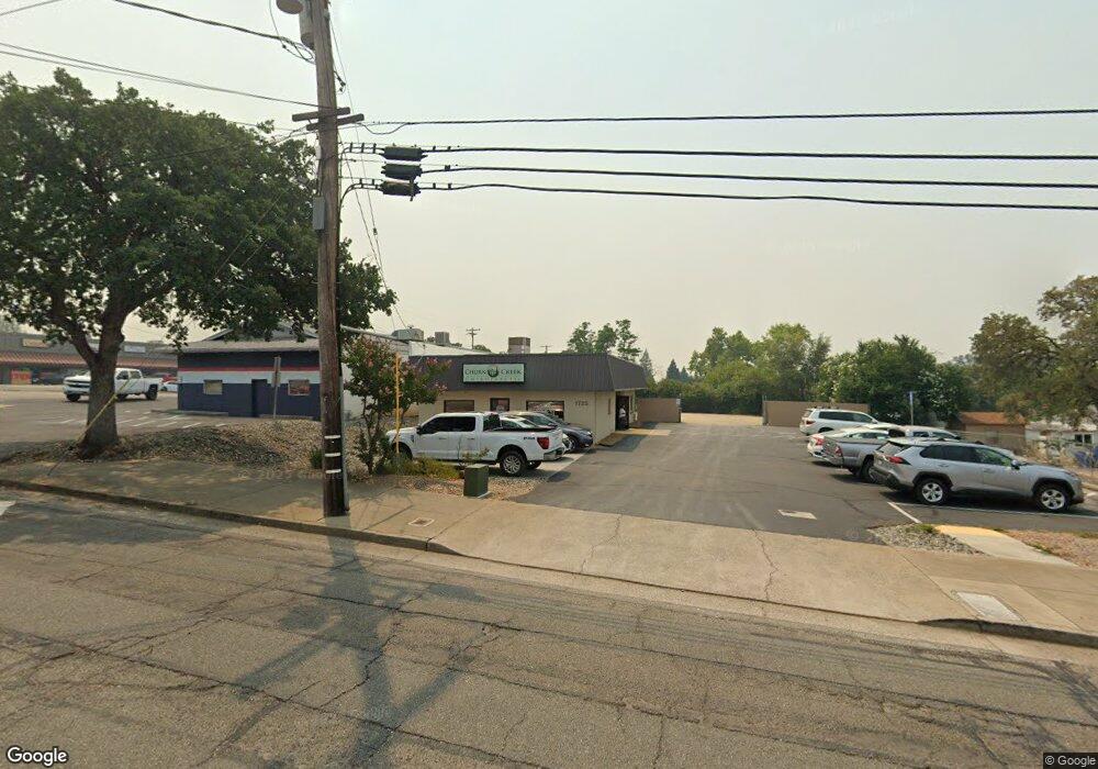 1725 E Cypress Ave, Redding, CA 96002 - photo 1