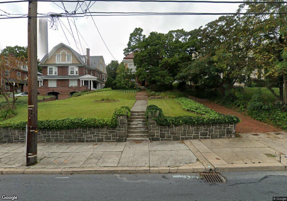 1553 Mineral Spring Rd, Reading, PA 19602 - photo 1