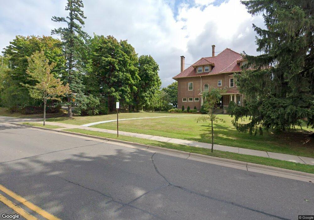 114 S 23rd Ave E, Duluth, MN 55812 - photo 1