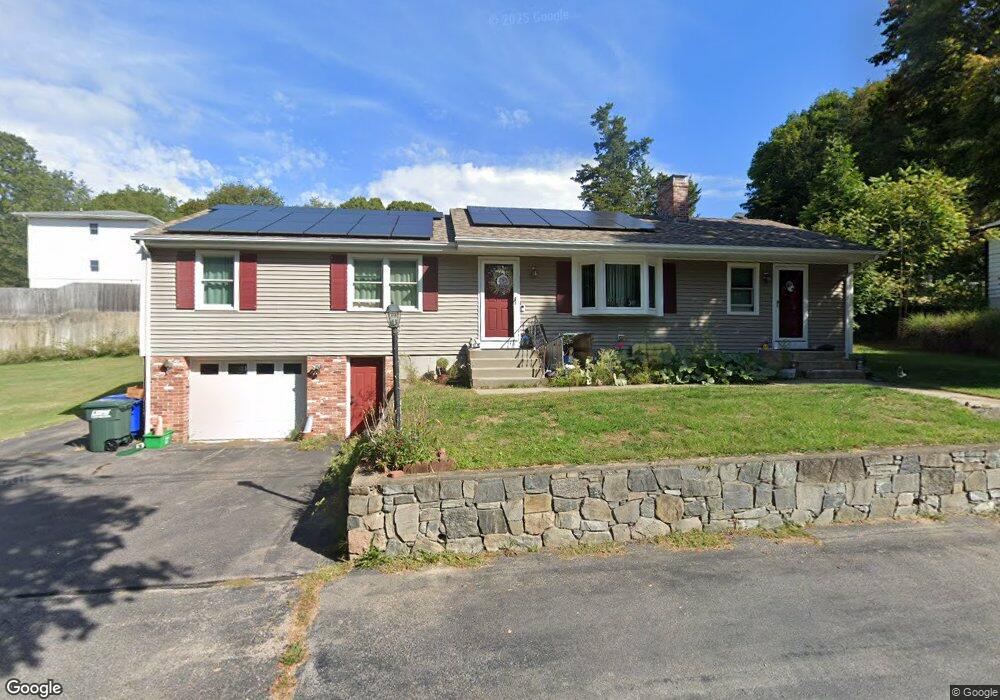 13 Manor Rd, Pawcatuck, CT 06379 - photo 1