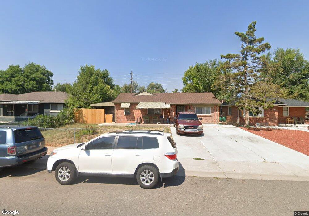 1365 Florence St, Aurora, CO 80010 - photo 1