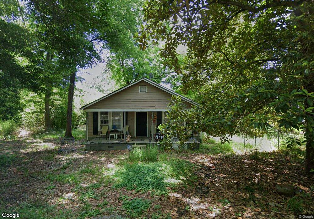 908 Pineview St, Camden, SC 29020 - photo 1