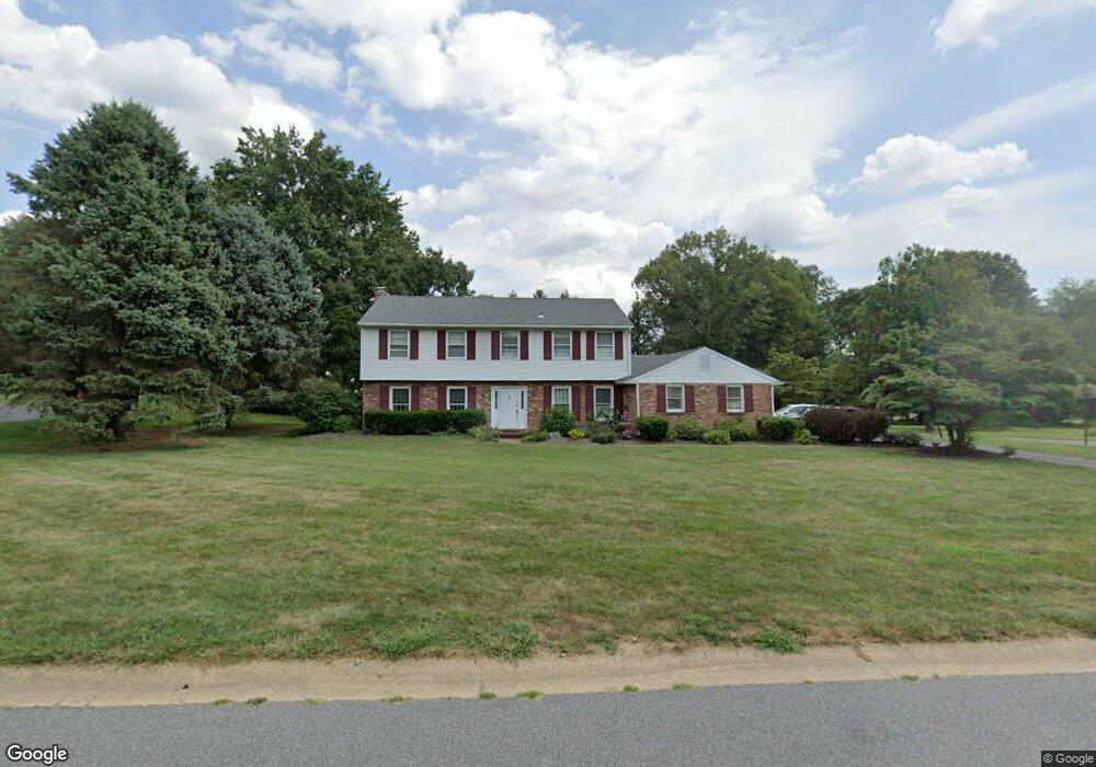 10 Tenby Chase Dr, Newark, DE 19711 - photo 1