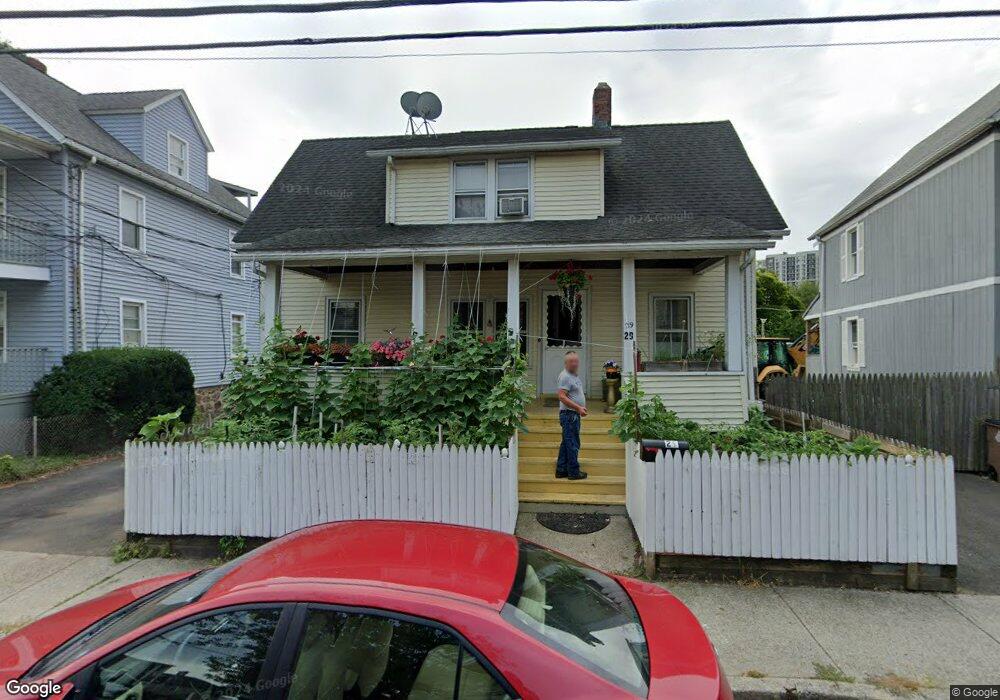 29 E Walnut St, Stamford, CT 06902 - photo 1