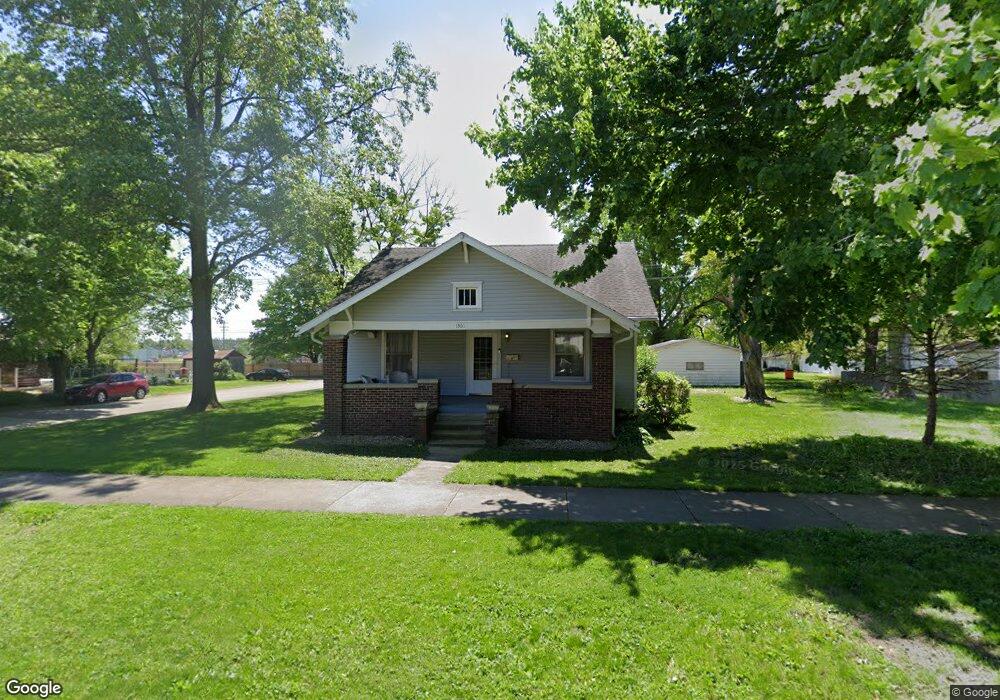 1301 Marshall Ave, Mattoon, IL 61938 - photo 1