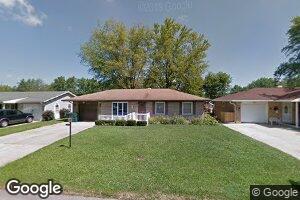 2204 W Surrey Dr, Muncie, IN 47304