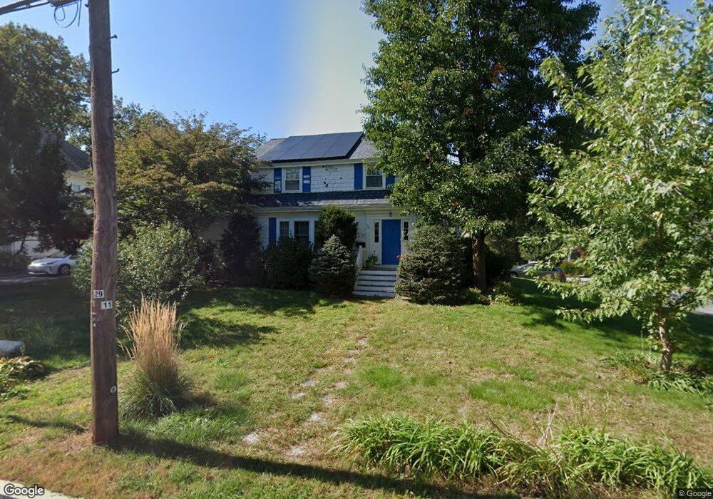 507 Chestnut St, Needham, MA 02492 - photo 1