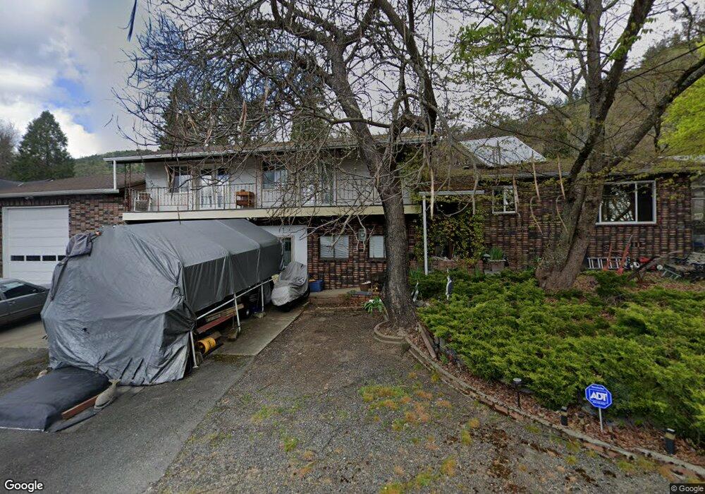 1669 NE Terrace Dr, Grants Pass, OR 97526 - photo 1