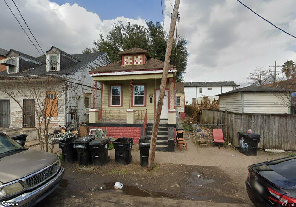 For Rent $1,400/month