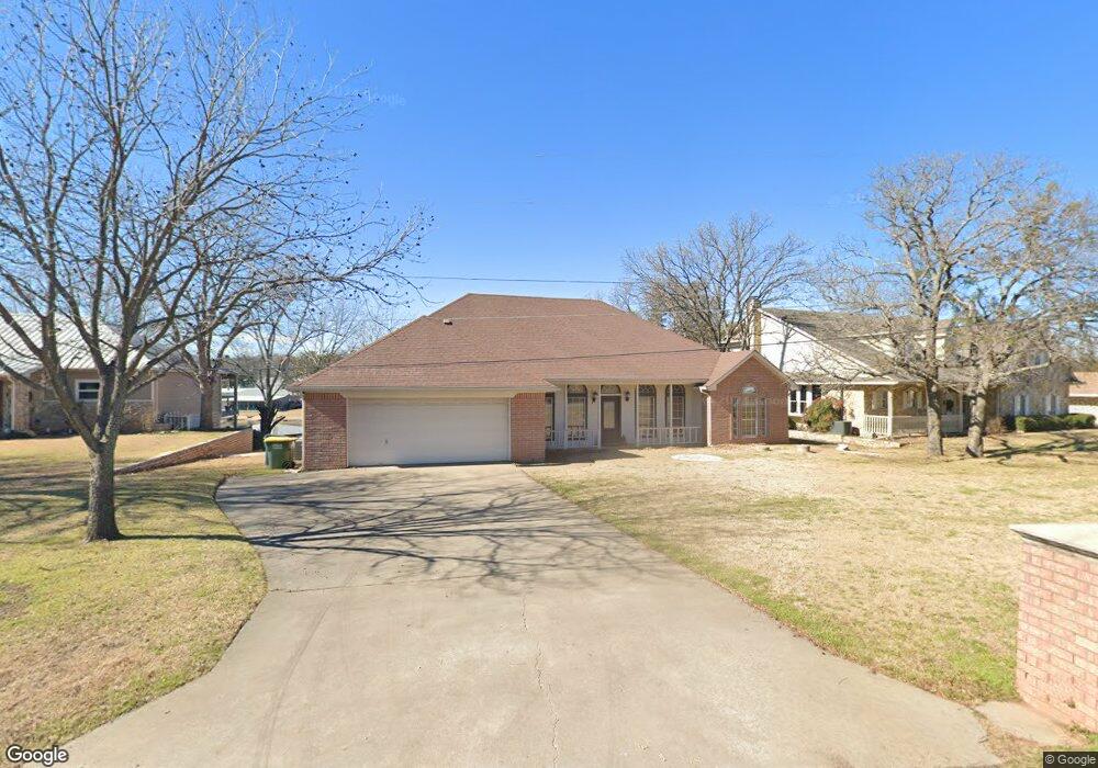4225 Bay Shore Cir, Granbury, TX 76049 - photo 1