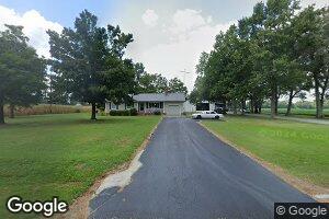 1089 Bakers Crossroad Dr, Hazel, KY 42049