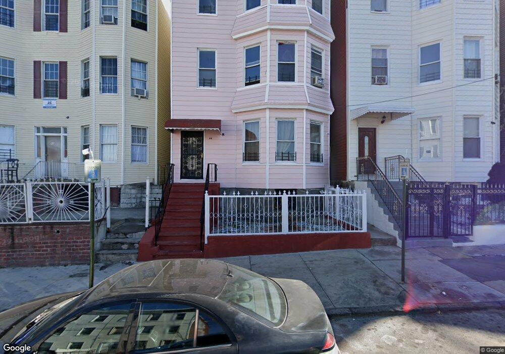 44 Groshon Ave unit 1st level, Yonkers, NY 10701 - photo 1