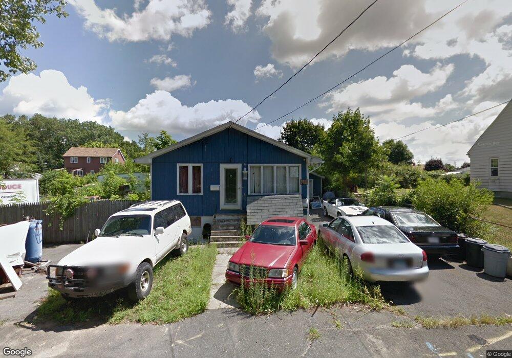 190 Lakeview Ave, Ludlow, MA 01056 - photo 1