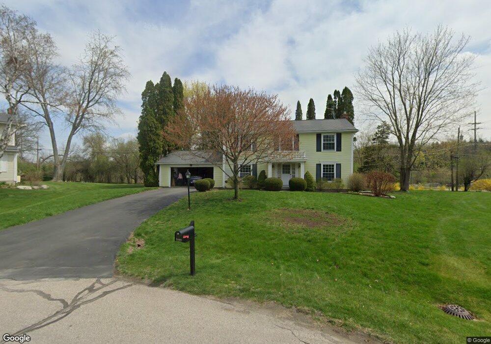 2469 Brenthaven Ct, Bloomfield Hills, MI 48304 - photo 1