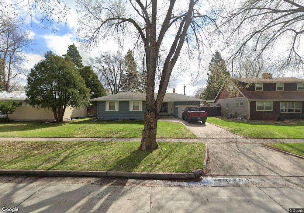 1714 6th St S, Fargo, ND 58103 - photo 1
