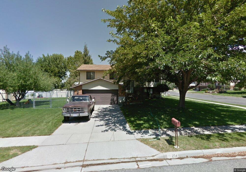 254 Jeffrey Dr, Centerville, UT 84014 - photo 1