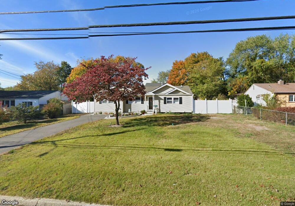 2706 Sipp Ave, Medford, NY 11763 - photo 1