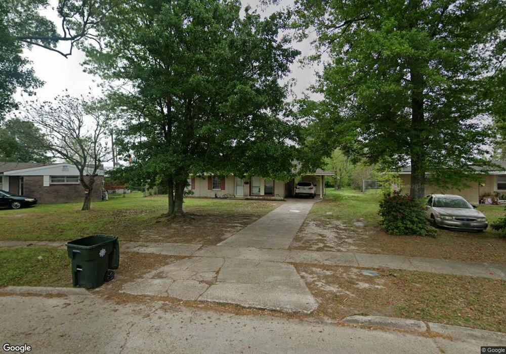 3913 Hoover Cir, Lake Charles, LA 70607 - photo 1